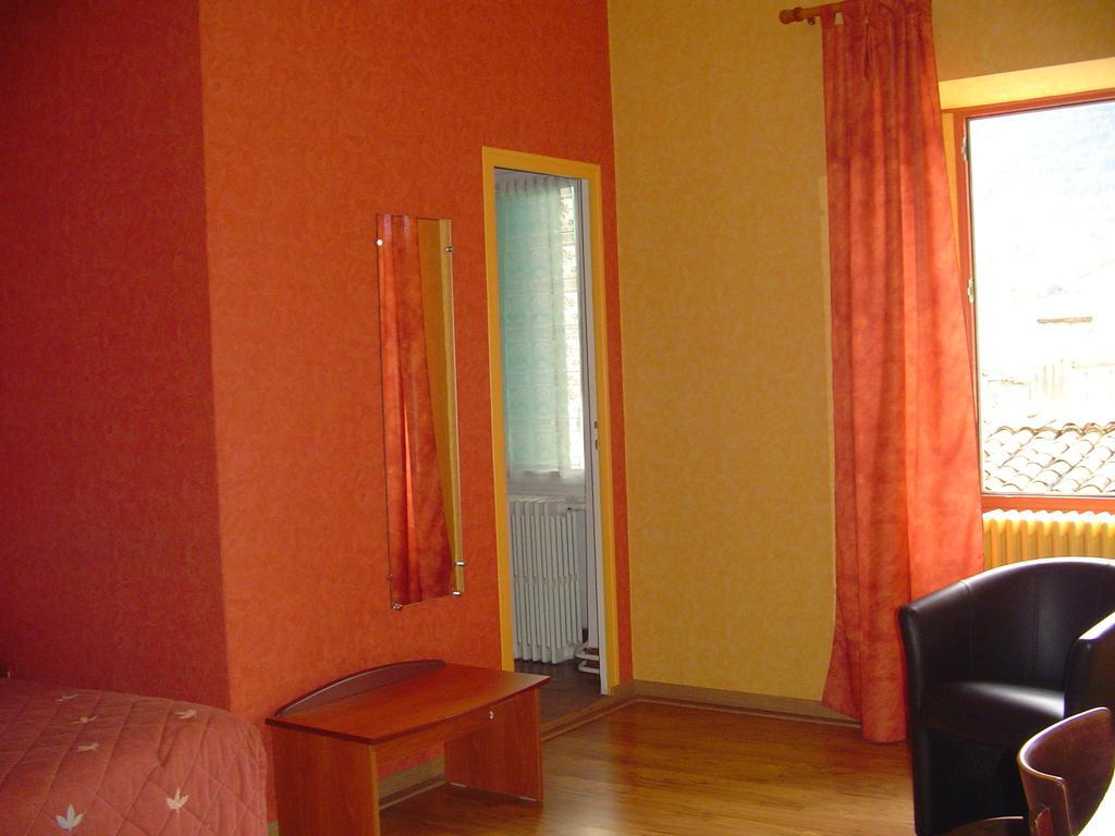 Le Saint Domingue Hotel Die Bagian luar foto
